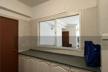 Bungaraya Kondominium, Saujana Subang