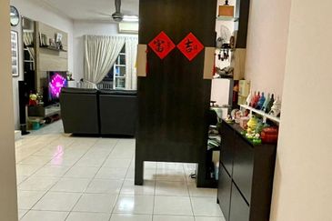 Sterling Condominium