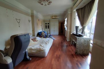 Bungaraya Kondominium, Saujana Subang