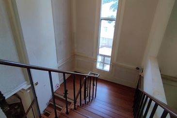 Bungaraya Kondominium, Saujana Subang