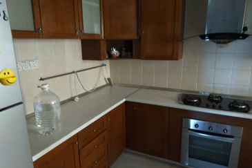 Bungaraya Kondominium, Saujana Subang