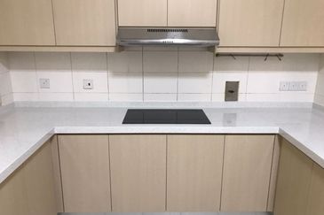 Bungaraya Kondominium, Saujana Subang