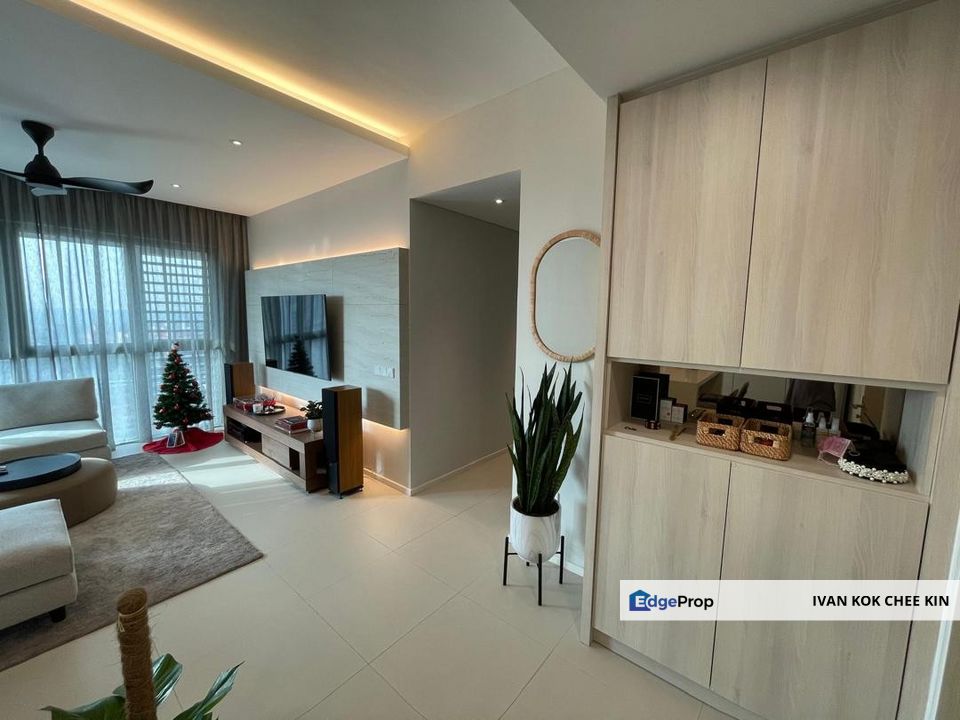 Fully Renovated Unit, Selangor, Ara Damansara