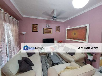 Freehold 2 Storey Terrace Taman Pinggiran USJ 2, Selangor, USJ