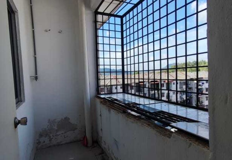 Taman Pinggiran Delima