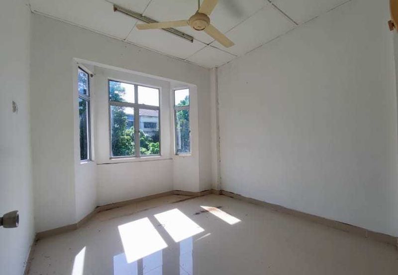 Taman Pinggiran Delima