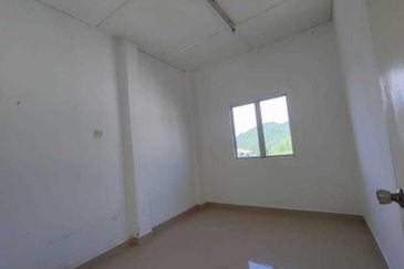 Taman Pinggiran Delima