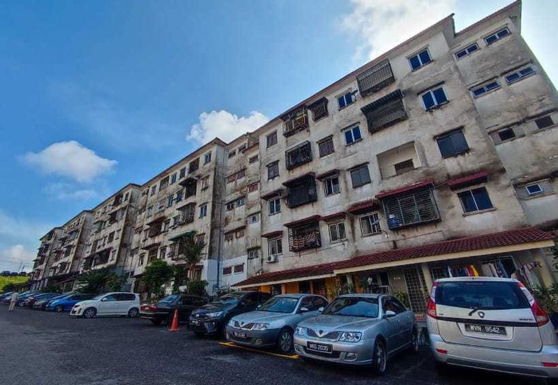 Taman Pinggiran Delima