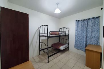 Pusat Komersial Seksyen 7