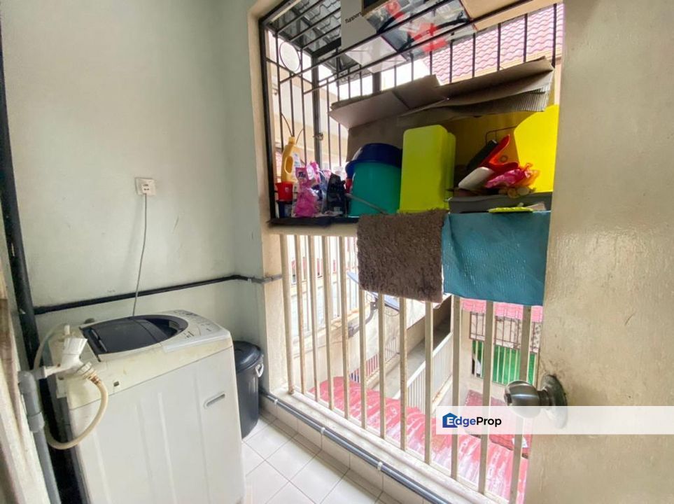 Pangsapuri Komuter Raya Seksyen 19 Shah Alam , Selangor, Shah Alam