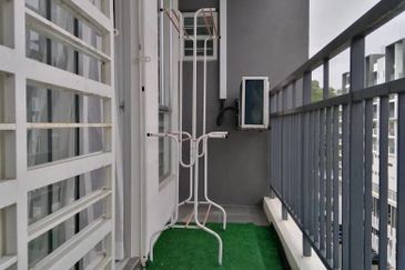 Puncak Hijauan (Hijauan Heights)