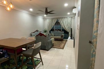 Puncak Hijauan (Hijauan Heights)