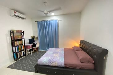 Puncak Hijauan (Hijauan Heights)