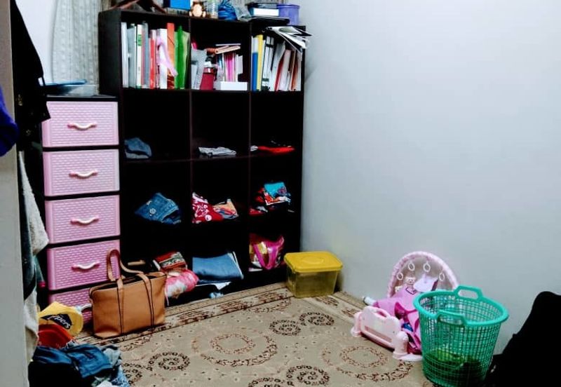 Iris Apartment, Taman Saujana Utama