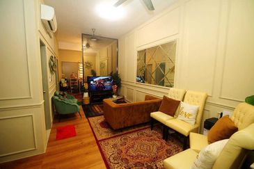 Townhouse Simfoni Perdana Alam Perdana Puncak Alam GROUND FLOOR