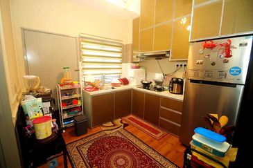 Townhouse Simfoni Perdana Alam Perdana Puncak Alam GROUND FLOOR