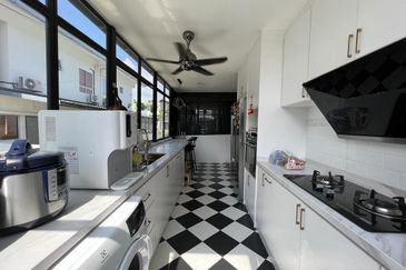 2 Storey Terrace @ LBS Irama Perdana Puncak Alam Beautiful House