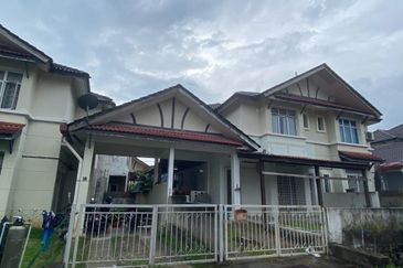 Semi D Cluster 2 Storey House Fasa 2 Bandar Puncak Alam