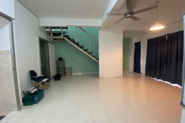 Semi D Cluster 2 Storey House Fasa 2 Bandar Puncak Alam