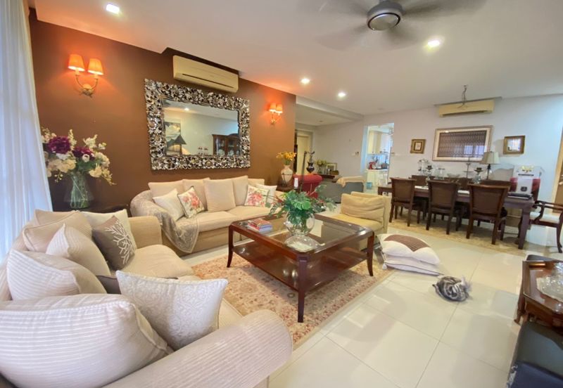 Ara Hill Condominium