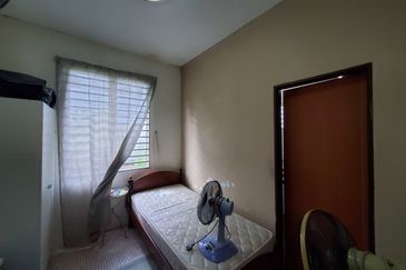 Seksyen 12, Shah Alam