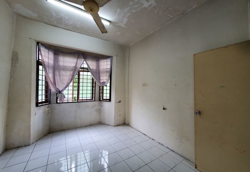 Taman Pinggiran Delima