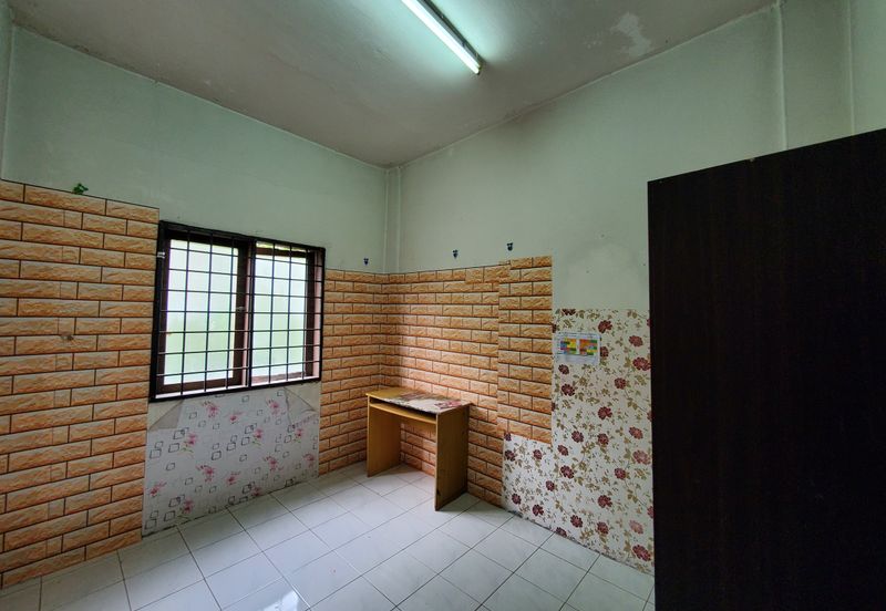 Taman Pinggiran Delima