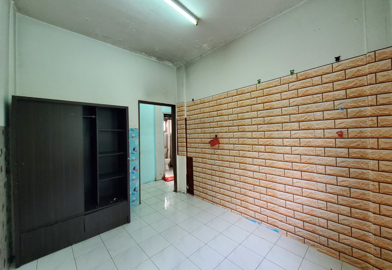 Taman Pinggiran Delima