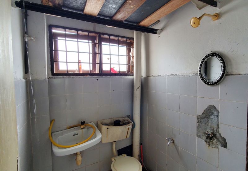 Taman Pinggiran Delima