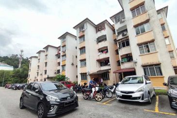 Sri Melor (Mulberry Court) Apartment, Ukay Perdana