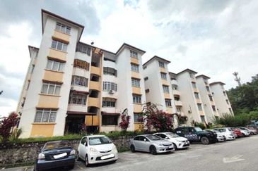Sri Melor (Mulberry Court) Apartment, Ukay Perdana