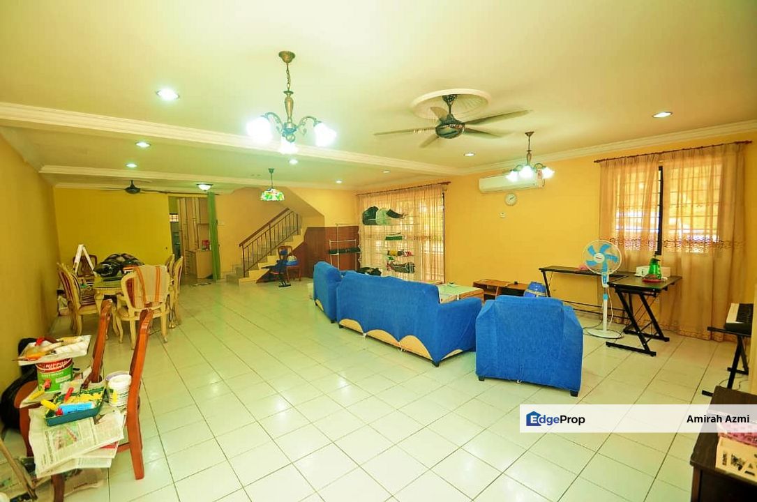 End Lot 28x80 Double Storey Terrace House Taman Nusa Subang U5 Shah Alam near surau, Selangor, Subang