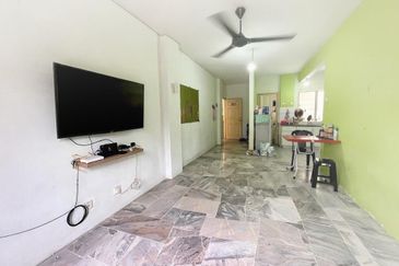 Astana Alam Apartment