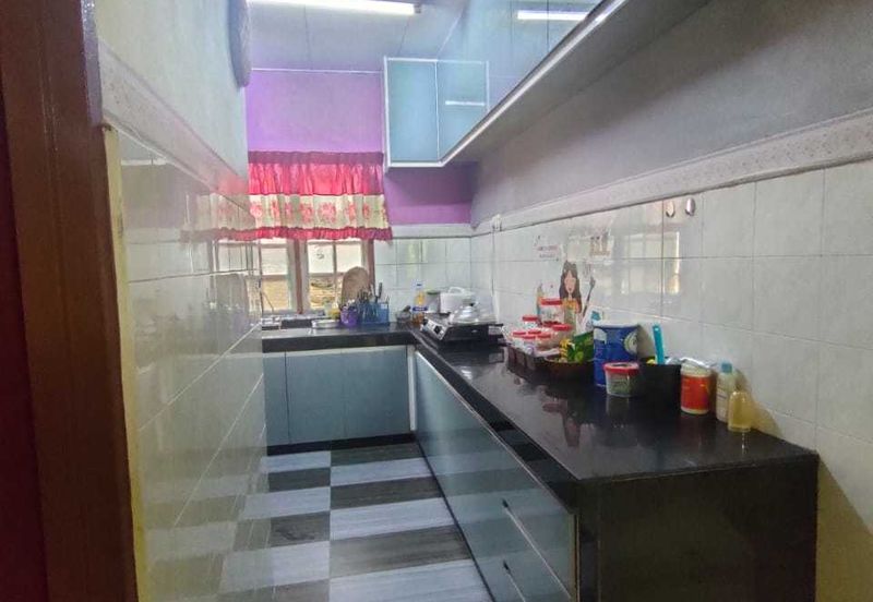 Flat PKNS, Seksyen 7