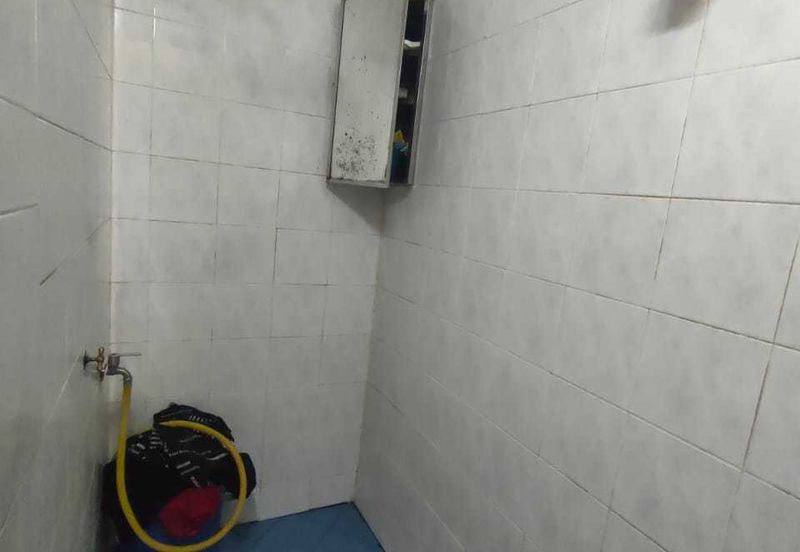 Flat PKNS, Seksyen 7