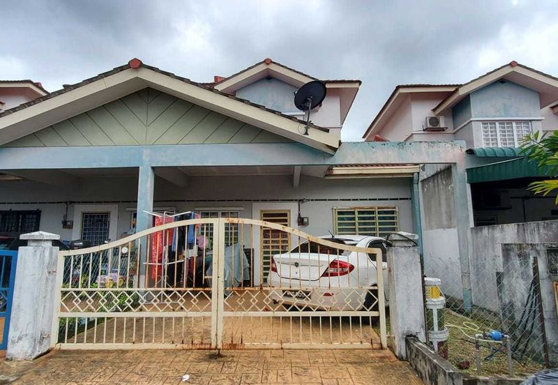 Kota Puteri, Batu Arang