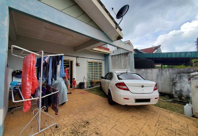 Kota Puteri, Batu Arang