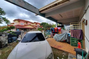 Kota Puteri, Batu Arang