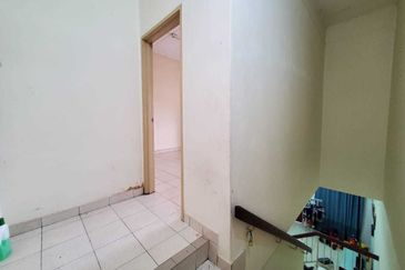 Kota Puteri, Batu Arang