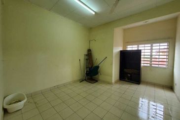 Kota Puteri, Batu Arang