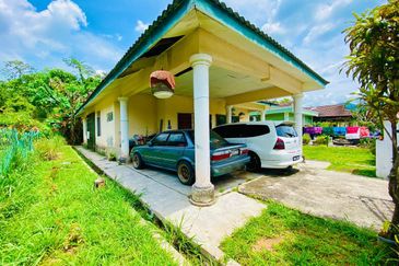 Taman Tasik Semenyih (Lake Residence)