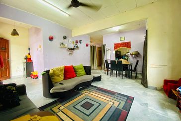 Taman Tasik Semenyih (Lake Residence)