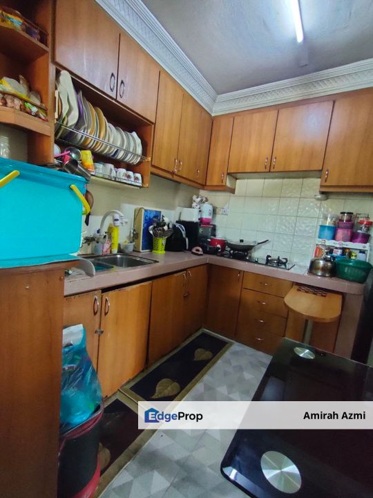 Pangsapuri Kiambang Bukit Subang Shah Alam , Selangor, Bukit Subang