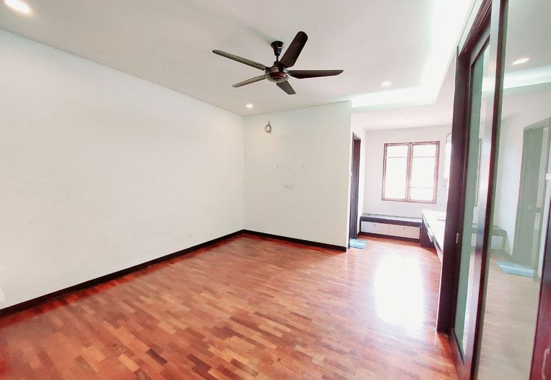 Double Storey Superlink Jalan Ubin Seksyen U8 Bukit Jelutong Shah Alam