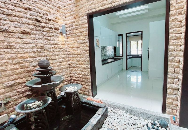 Double Storey Superlink Jalan Ubin Seksyen U8 Bukit Jelutong Shah Alam