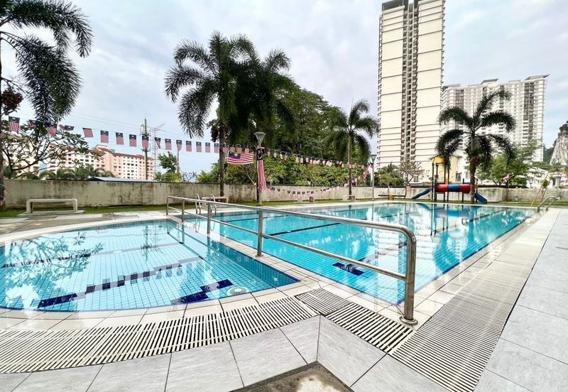 Angsana Apartment @ Taman Raintree