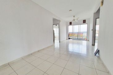 Residensi Laguna Biru 2