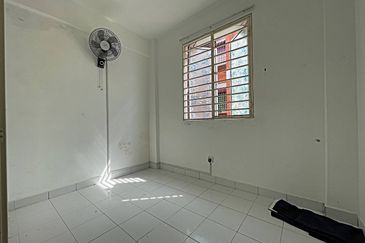 Alam Budiman Condominium (Pangsapuri Alam Budiman)