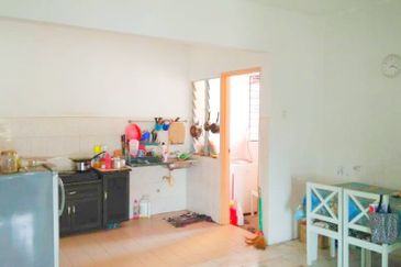 Astana Alam Apartment