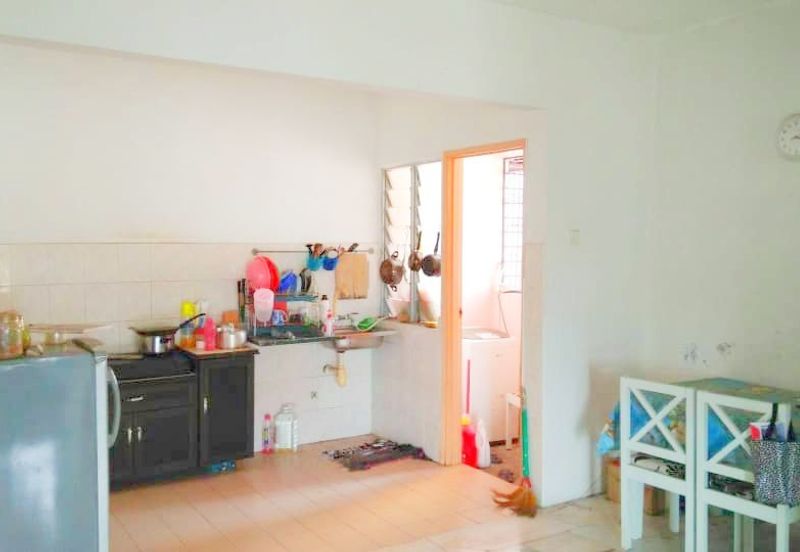 Astana Alam Apartment